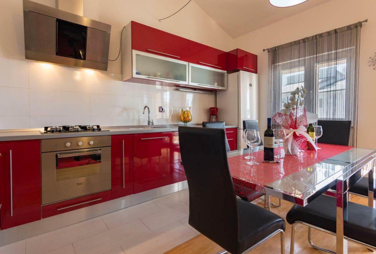 Apartment Ina Pula Ngoại thất bức ảnh