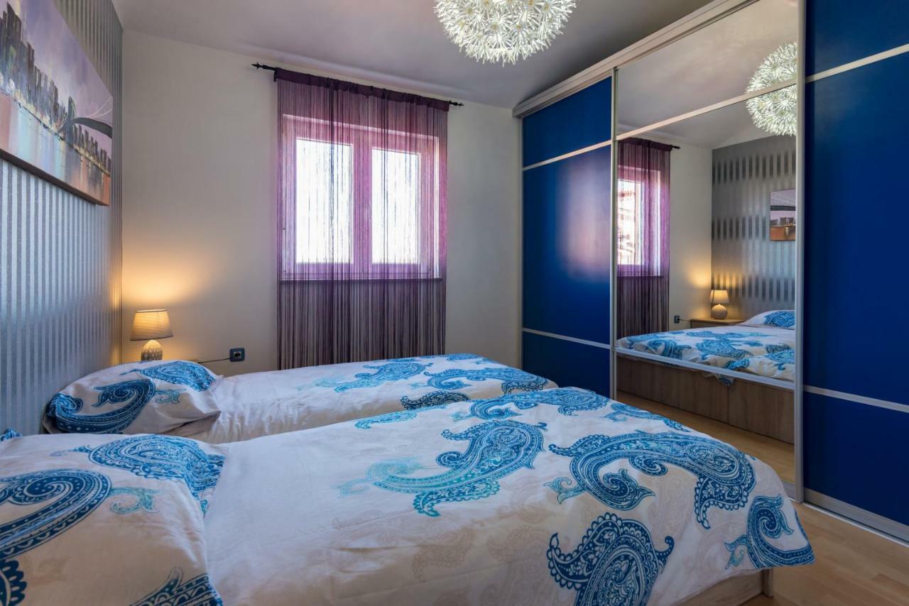 Apartment Ina Pula Ngoại thất bức ảnh